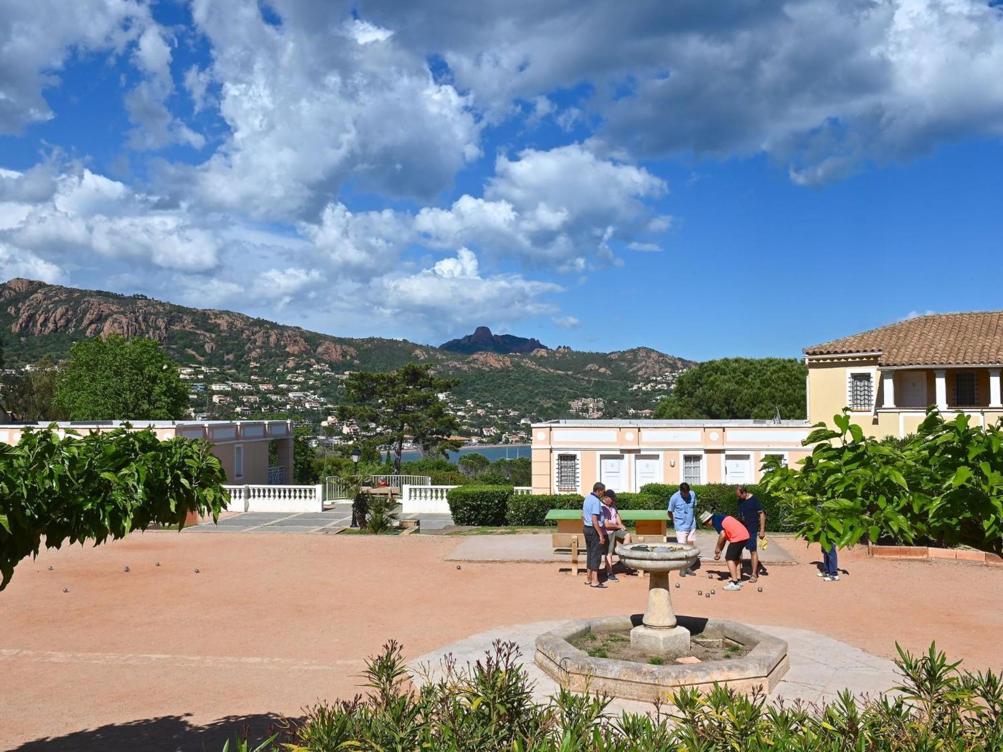 Apartment Village Cap Estérel - L'Esquinade-20 Saint-Raphaël Esterno foto